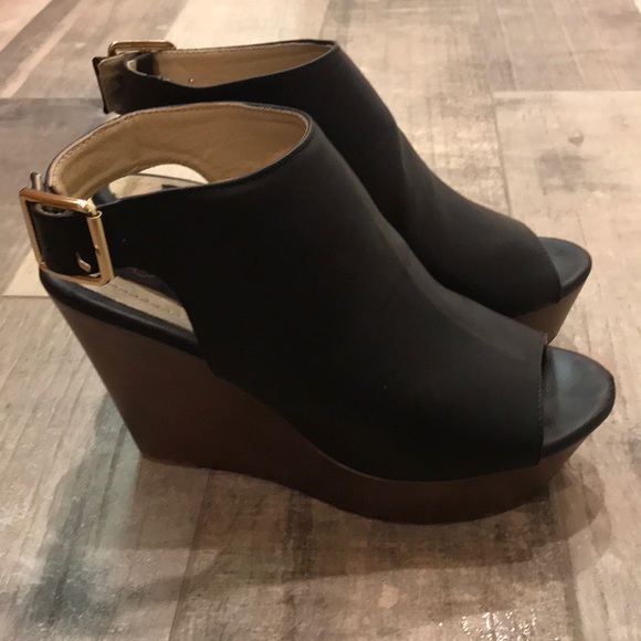 De Dk fashion Shoes - Super cute Black wedge shoes